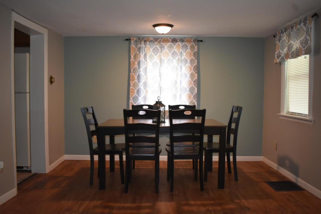 Cozy 2 Bedroom House Adrian Экстерьер фото