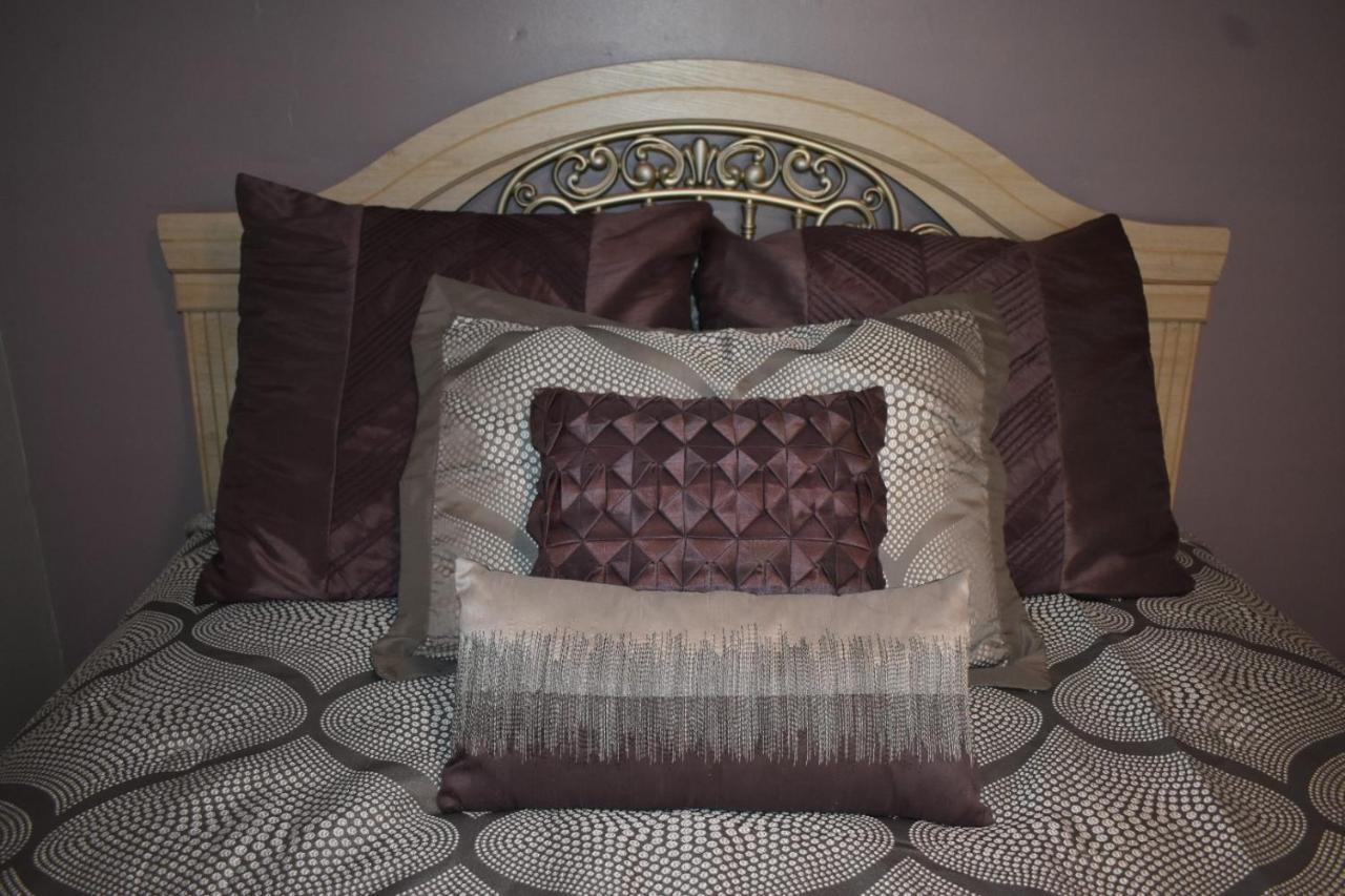 Cozy 2 Bedroom House Adrian Экстерьер фото